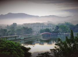 柳營尖山埤 Liuying Jianshanpi Resort，位于柳营的度假村