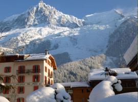 Aiguille du Midi - Hôtel & Restaurant，位于夏蒙尼-勃朗峰的酒店