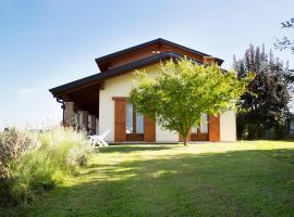 Appartamento panoramico，位于Parella的酒店