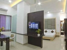 JK Rooms 109 Hotel Mayur，位于Bori的酒店