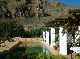 Hotel Rural Cortijo La Alberca，位于尼哈尔的酒店