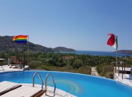 Casa Arcoiris Zihuatanejo B&B，位于锡瓦塔塔内霍的酒店