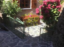 Casa a Stretta，位于Castello-di-Rostino的酒店