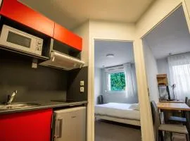 KOSY Appart'hôtel Le Champ De Mars Reims