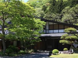 大黑屋板室温泉旅馆，位于那须盐原市的滑雪度假村
