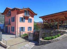 Appartamento vista Lago - Mary，位于莱泽诺的酒店