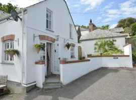 Inglenook Cottage with parking