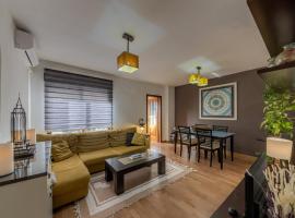 Apartamento con encanto en Granada, La Zubia，位于拉苏维亚的酒店
