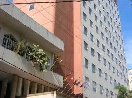塞萨尔酒店