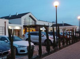 M Club Hotel | Lubie Resort，位于波莫瑞地区德拉夫斯科的酒店