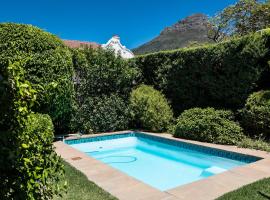 5营街旅馆及自助公寓，位于开普敦Mediclinic Cape Town附近的酒店