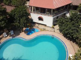 Safari Lodge，位于Adama的酒店
