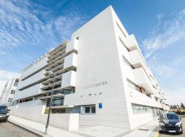 Domocenter Apartamentos Turísticos，位于博尔穆霍斯的酒店