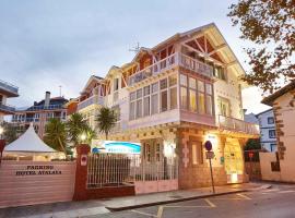 阿塔拉亚酒店，位于蒙达卡的酒店