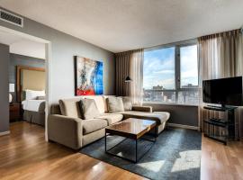 Carmana Hotel & Suites，位于温哥华的酒店