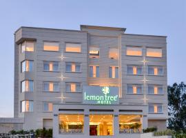 Lemon Tree Hotel Jammu，位于贾姆穆查谟塔威站附近的酒店