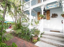 Key West Harbor Inn - Adults Only，位于基韦斯特Ripley's Believe It or Not附近的酒店