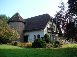 塔纳霍夫酒店，位于Gonterskirchen的酒店