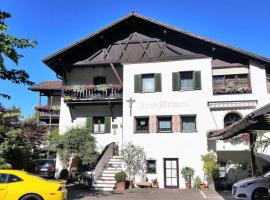 Garni Meinrad，位于奥拉的酒店