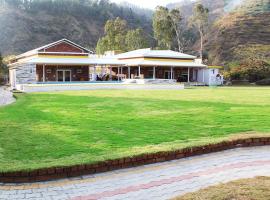 Four Banyans Spirit & Nature Resort，位于Rāipur的酒店