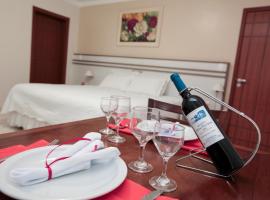 Hotel Dom Baroni，位于瓜拉普阿瓦的酒店