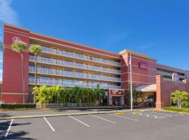 Ramada by Wyndham Tampa Westshore Airport South，位于坦帕的酒店