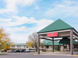 Ramada by Wyndham Plymouth Hotel & Conference Center，位于普利茅斯的酒店