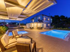 Friends and Family House，位于佩塔里德海昂的酒店