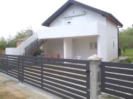 普利维拉卡艾米利亚公寓