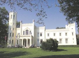 Schloss-Hotel Kittendorf，位于Kittendorf的酒店