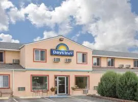 Days Inn by Wyndham Custer