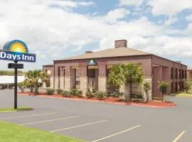 大学大道学院站戴斯酒店