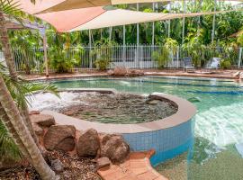 Nightcliff Foreshore Getaway - McKay Gardens，位于Nightcliff的酒店