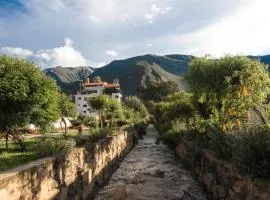 Hotel California Calca