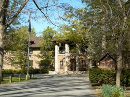 Turkey Run Inn & Cabins，位于Marshall的酒店