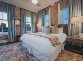 The Windsor - Asheville，位于阿什维尔的酒店