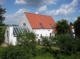 Natursti Silkeborg Bed & Breakfast，位于Them的酒店