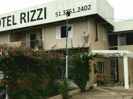 Hotel Rizzi，位于Encantado的酒店