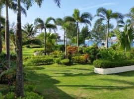 PARTY BEACH RESORT，位于Santa Ana的酒店
