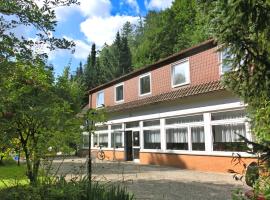 Spacious Holiday Home in L wensen Lower Saxony near Forest，位于Löwensen的度假屋