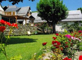 Gite Auberge La Soulan - gite de montagne，位于Cathervielle的酒店