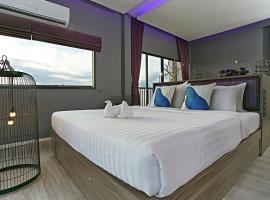 Hotel Azurro，位于Reichenberg的酒店