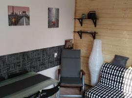 Na Polesí，位于Žlutice的酒店