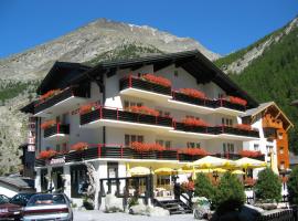 Hotel Restaurant Mattmarkblick，位于萨斯阿尔马格尔的酒店