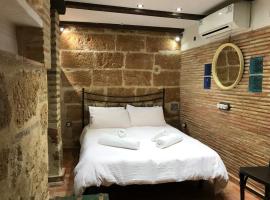 No1 CasaTosca Javea, Pequeña Habitación con baño en el Centro del Casco Antiguo，位于哈维亚的旅馆