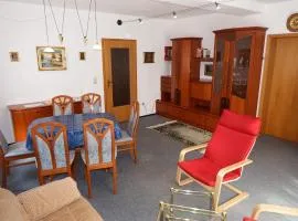 nette Ferienwohnung mit eigenem Eingang und Sonnenterrasse