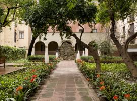 佩蒂特宫波盖利亚花园酒店，位于巴塞罗那的酒店