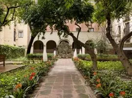 佩蒂特宫波盖利亚花园酒店