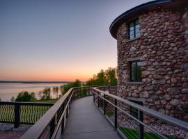 Saint Lawrence Spirits Château • Boutique Hotel，位于克莱顿的酒店