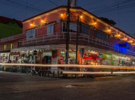 Hotel Izalco，位于Poptún的酒店